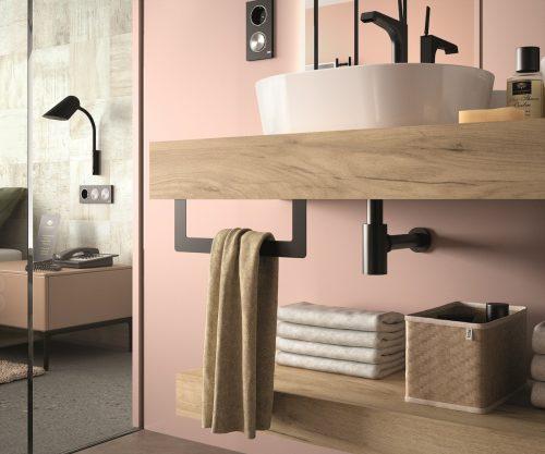 Příslušenství držák ručníku Salgar Compakt 33x10 cm černá mat 26195 Salgar